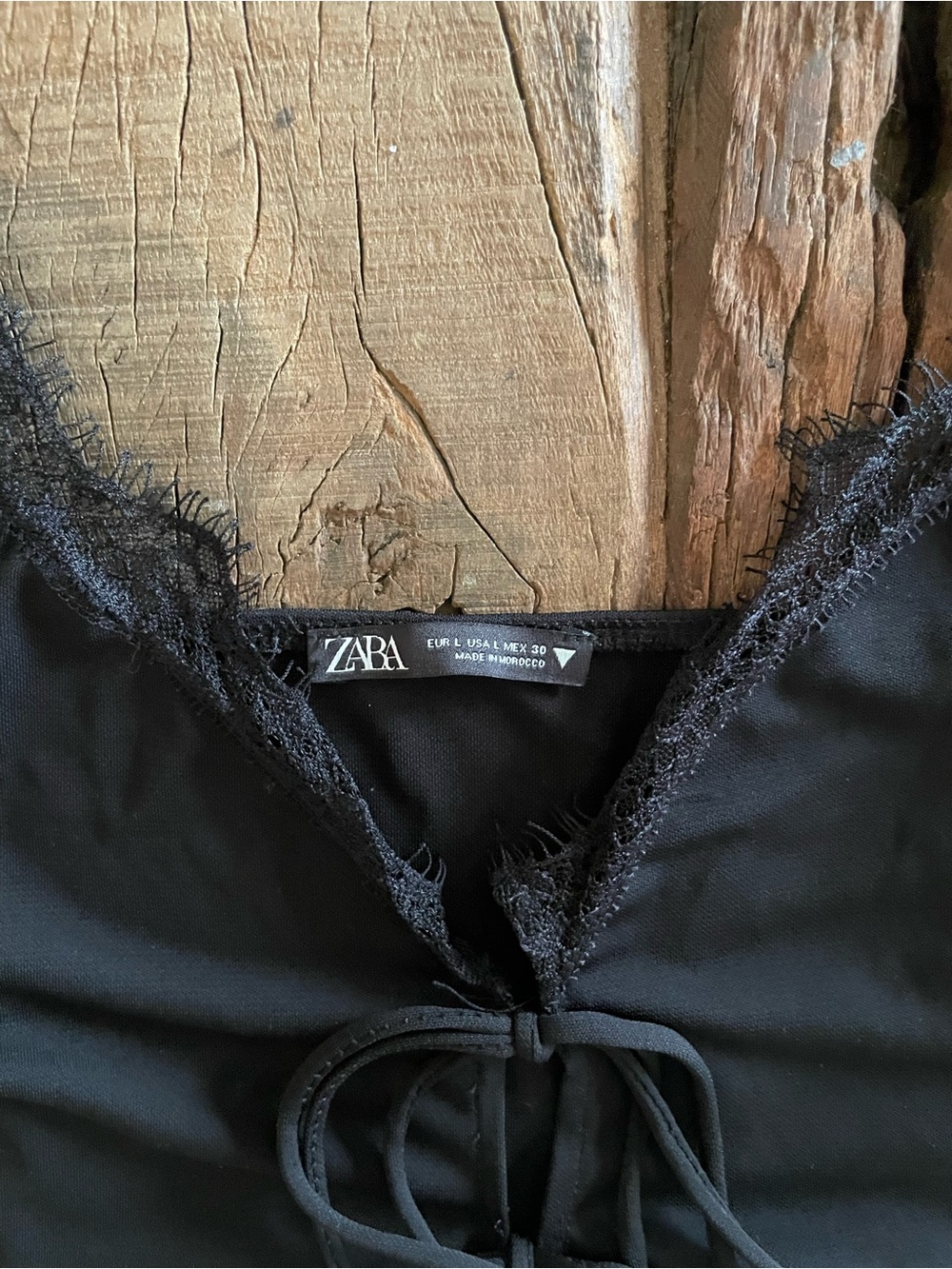 Zara Black Lace-Trim Tie-Front Cami Tank - Picture 2 of 3